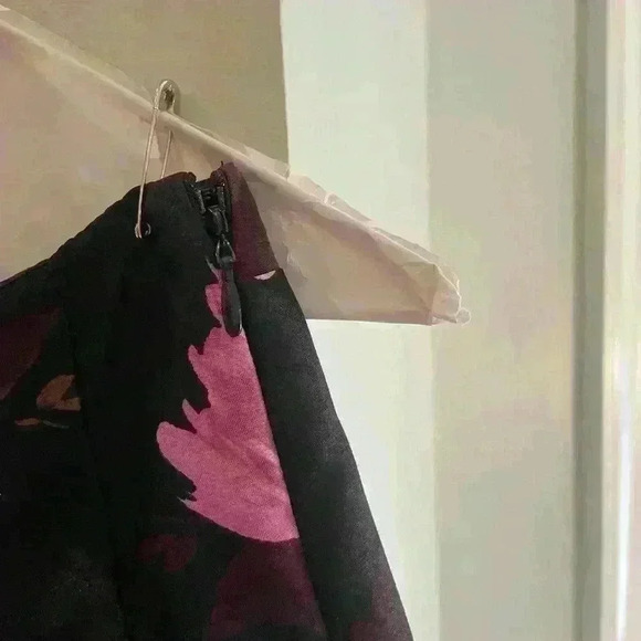 DB Brand A Line Pleated Skirt Side Zip Small - Picture 5 of 9